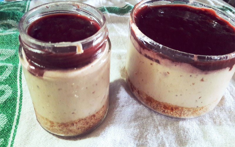 plum cheesecake